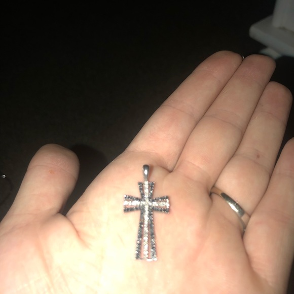 Diamond cross - Picture 2 of 2